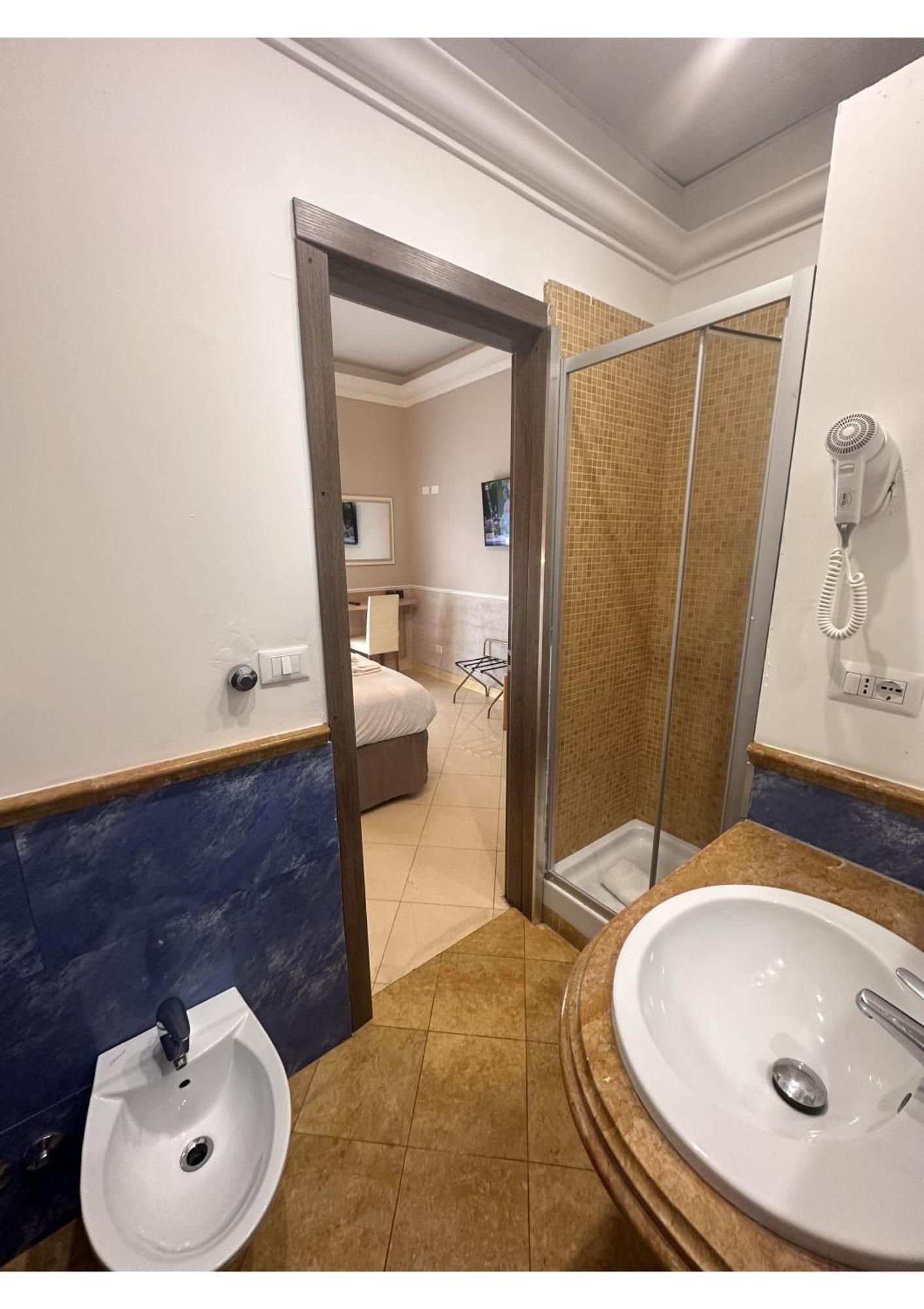Spqr Suite Guest House Рим Экстерьер фото